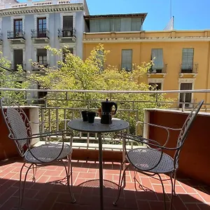 Piso En El Centro De Granada. Parking Opcional Apartamento